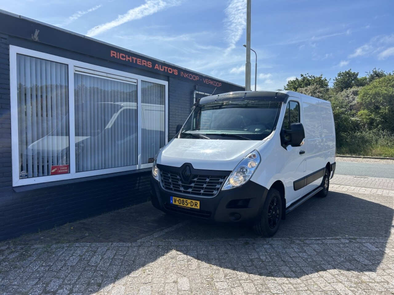 Renault Master - T35 2.3 dCi L1H1 apk 01-27‼️ - AutoWereld.nl