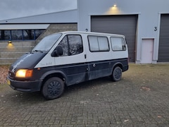 Ford Transit - 2.5 DIESEL MANUEEL 1997 DIESEL CLEAN CAR