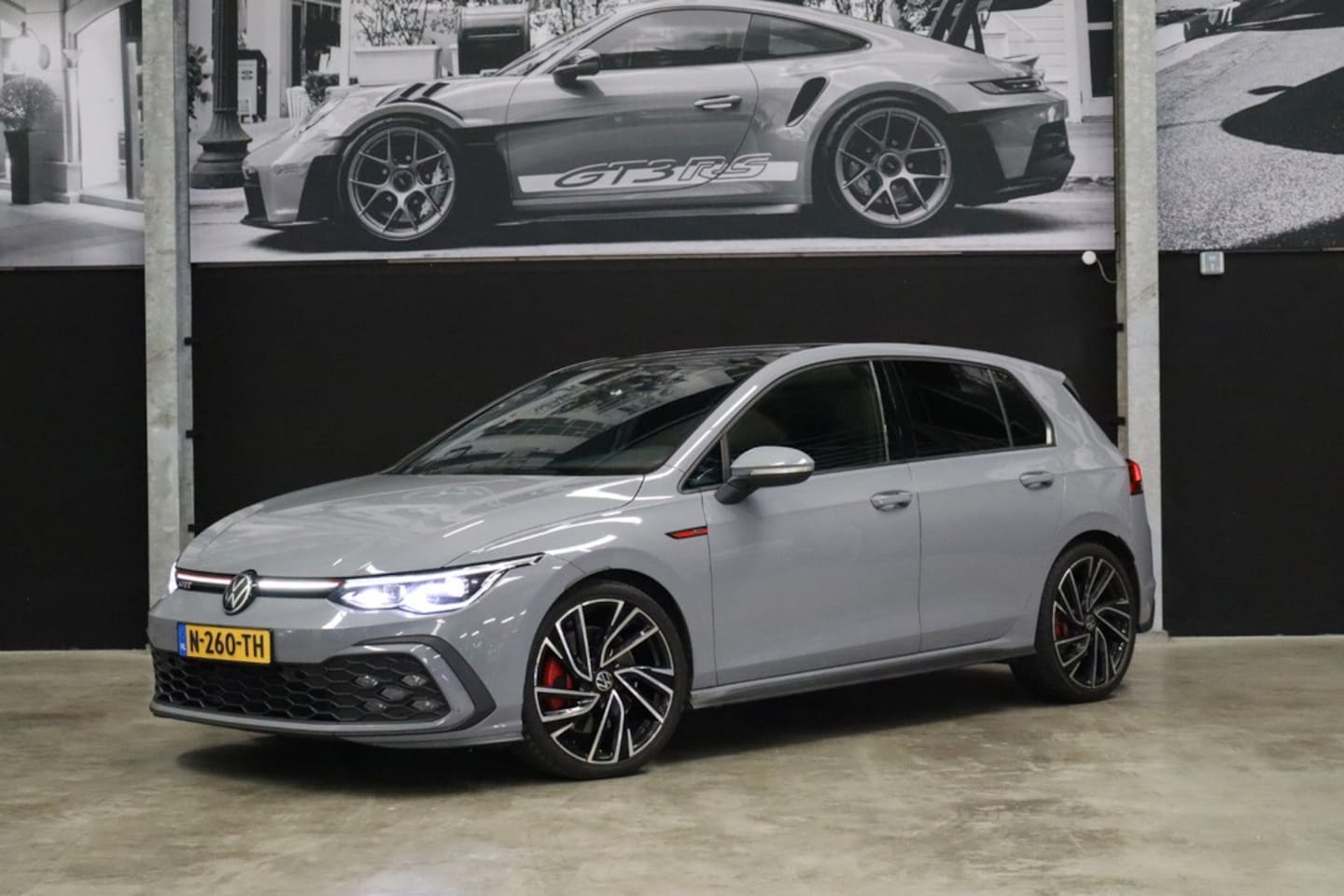 Volkswagen Golf - 2.0 TSI GTI|Pano|stoelverwarming|Stuurverwarming| - AutoWereld.nl