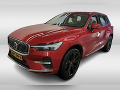 Volvo XC60 - 2.0 T6 Plug-in LongRange AWD Essential Bright / NL Auto / Panoramadak / Leder / Pdc+Camera
