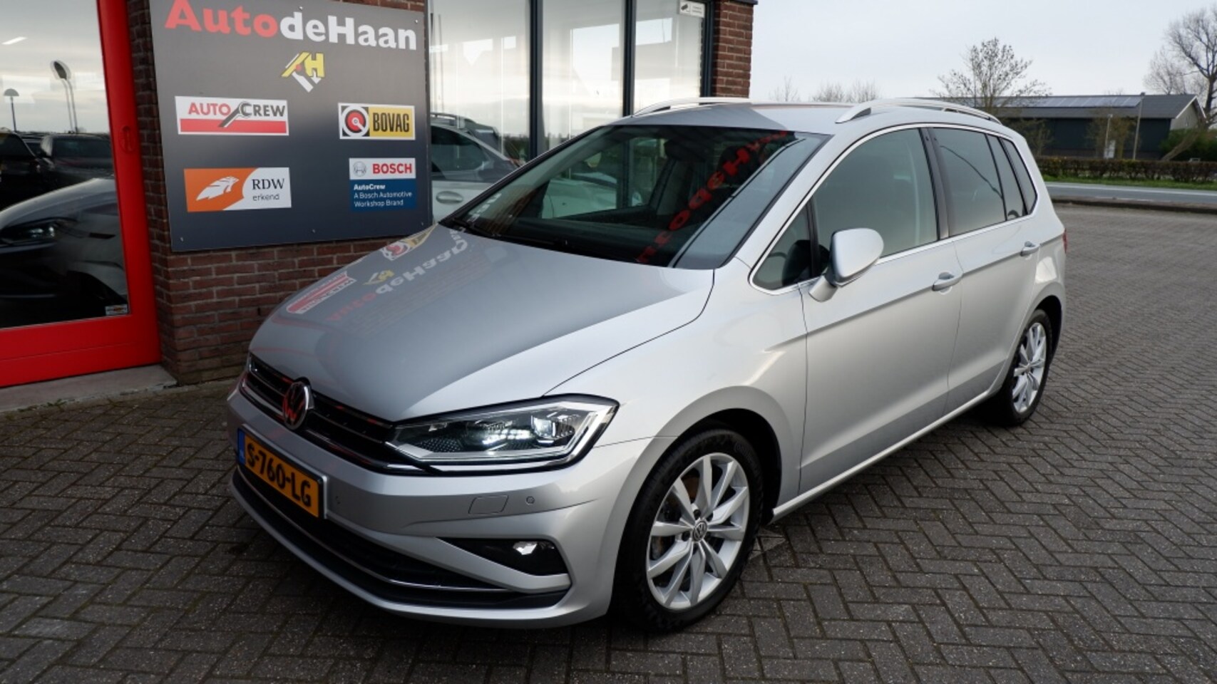 Volkswagen Golf Sportsvan - 1.5 TSI ACT Highl. Nieuw type Navi/ACC/17" - AutoWereld.nl