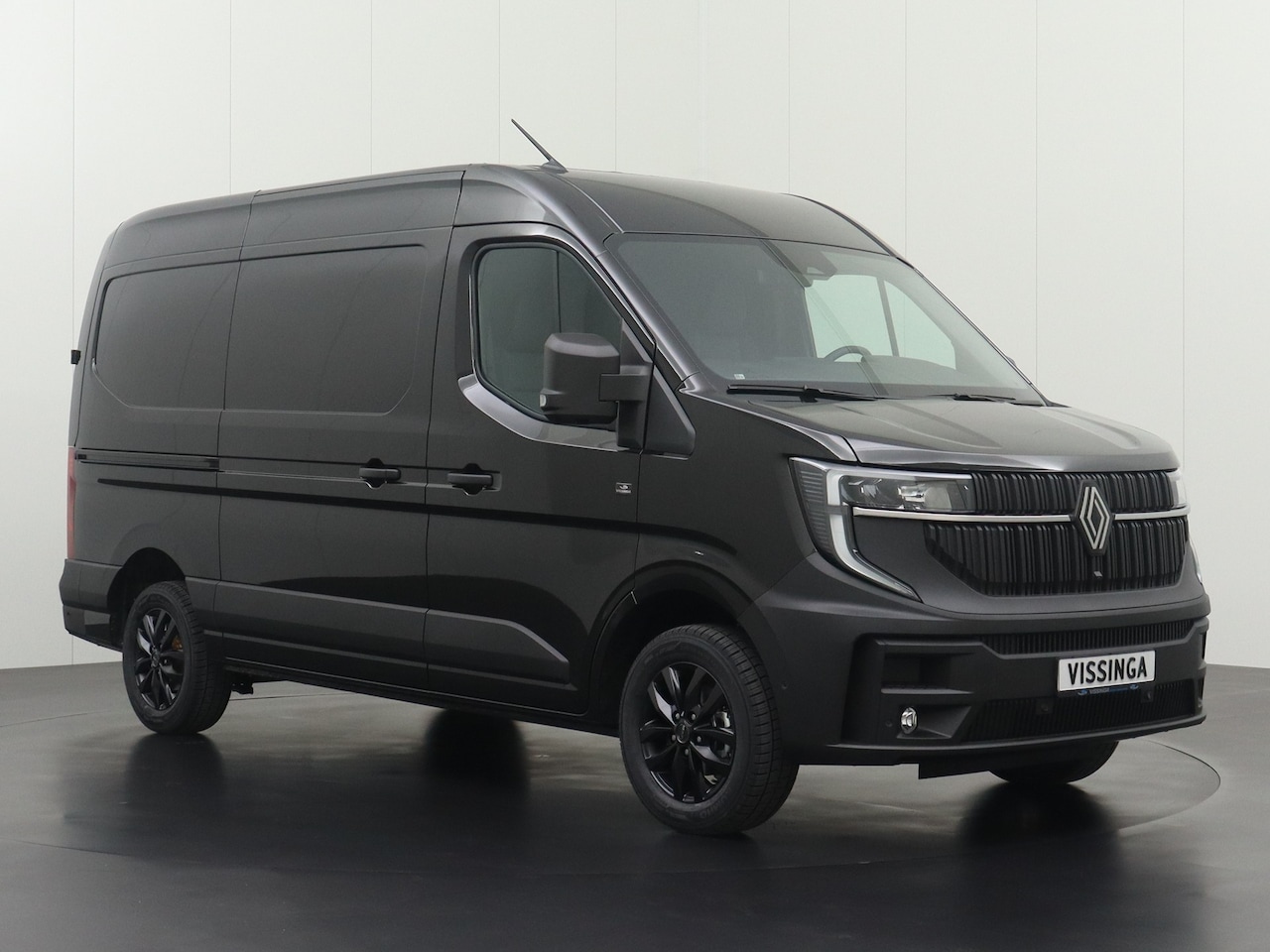 Renault Master - L2H2 170 pk Extra luxe Noir Nacre (zwart) - AutoWereld.nl