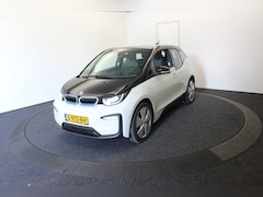 BMW i3 - Exec. 120Ah 42Kwh SOH 94% Warmtepomp Camera Navi Stoelverw