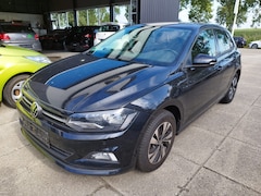 Volkswagen Polo - 1.0 MPI * 4X v.a. euro 10.999, - Airco * PDC * Bluetooth