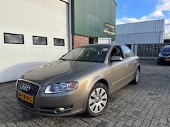 Audi A4 Limousine - 2.0 Pro Line Business NIEUWSTAAT|Airco|Trekhaak|NAP