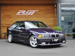 BMW M3 - 3.2 Sedan SMG *Fully restored in mint condition