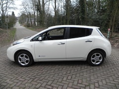 Nissan LEAF - Base 24 kWh