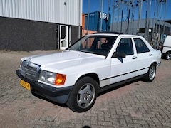 Mercedes-Benz 190-serie - 2.0 E AUTOMAAT LPG LEER 1986 BELASTINGVRIJ