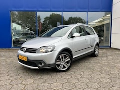 Volkswagen Golf - 1.4 TSI Cross Navi/PDC/LMV