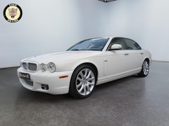 Jaguar XJ - 4.2 V8 Sovereign LWB