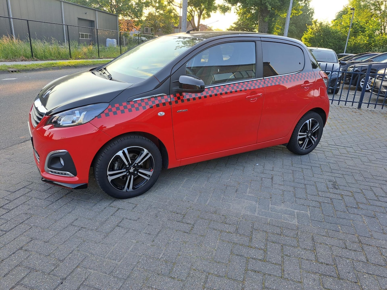 Peugeot 108 - 1.0 e-VTi GT-Line Navi/camera - AutoWereld.nl