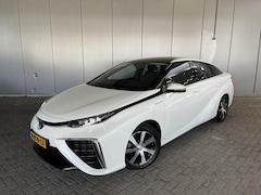 Toyota Mirai - FCV Executive | Vollederen bekleding | Stoelverwarming v + a | Stuurwielverwarming | 550km