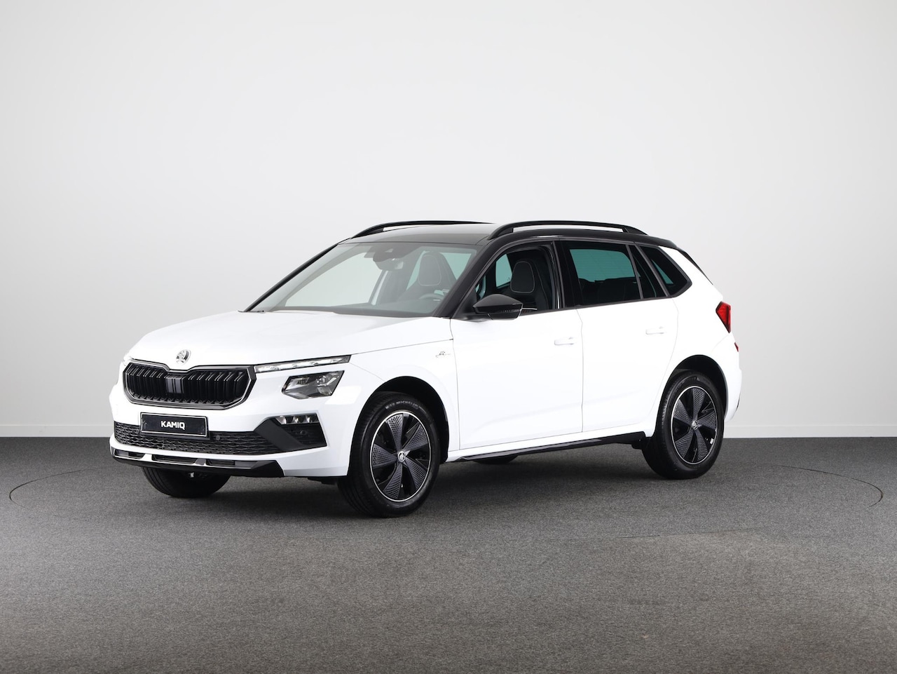 Skoda Kamiq - Monte Carlo 1.0 TSI 115 pk | Panoramadak | Stoelverwarming | Elektrische achterklep | Park - AutoWereld.nl