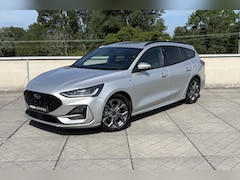 Ford Focus Wagon - 1.0 EcoBoost Hybrid ST Line | Winter Pack | Driver Assistance Pack | All weather banden