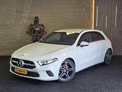 Mercedes-Benz A-klasse - 200 AMG-Line|AUTOMAAT|1E EIG|NAP|APK|TREKHAAK|LED|PARK CAM|CRUISE