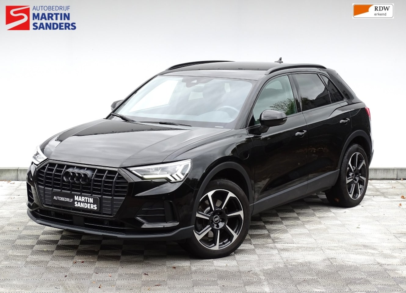 Audi Q3 - 45 TFSI e basis Leder/trekhaak/S-line - AutoWereld.nl