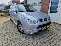 Mitsubishi Outlander - 2.0 Intense
