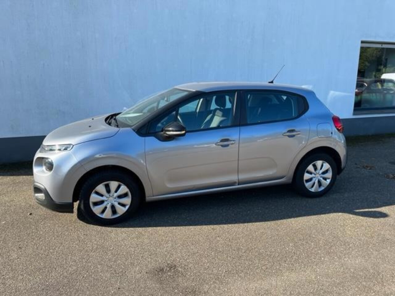 Citroën C3 - 1.2 PureTech S&S Feel 1.2 PureTech S&S Feel, '19, 5-DRS, NAVI, CRUISE EN CLIMATE CONTROLE ! - AutoWereld.nl