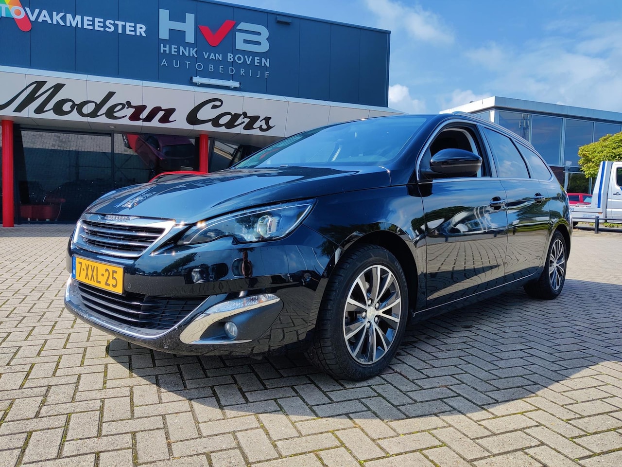 Peugeot 308 SW - 1.2 e-THP Allure 1.2 e-THP Allure - AutoWereld.nl