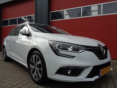 Renault Mégane Estate - 1.2 TCe Bose Line 101PK, Bomvol opties