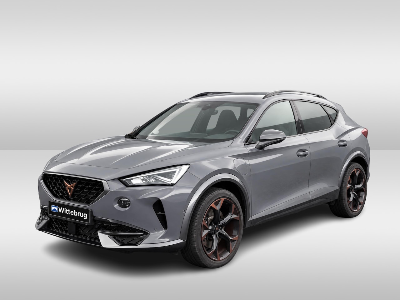 CUPRA Formentor - 1.4 e-Hybrid VZ Performance / Verwarmbare voorstoelen / App. Connect / Achteruitrijcamera - AutoWereld.nl