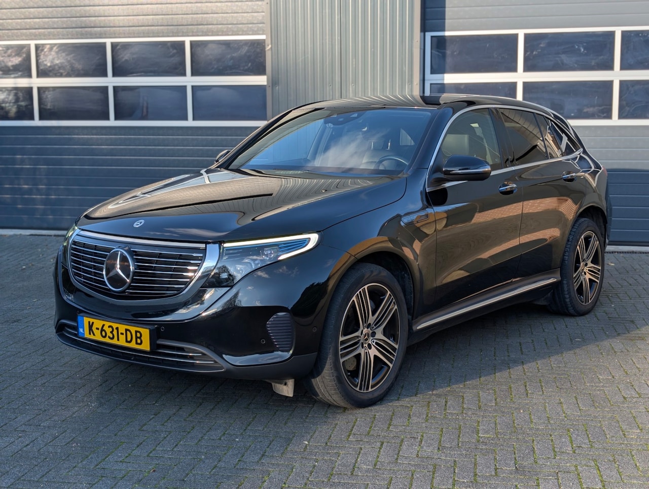 Mercedes-Benz EQC - 400 4MATIC Business Solution Luxury 80 kWh excl btw! Nieuwe accu!! ACTIEprijs - AutoWereld.nl