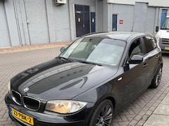 BMW 1-serie - 118i Business Line