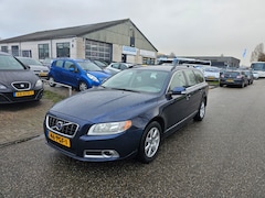 Volvo V70 - 2.0 D3 Kinetic Clima Bj:2011 NAP