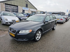 Volvo V70 - 2.0D Limited Edition Clima Bj:2010 NAP