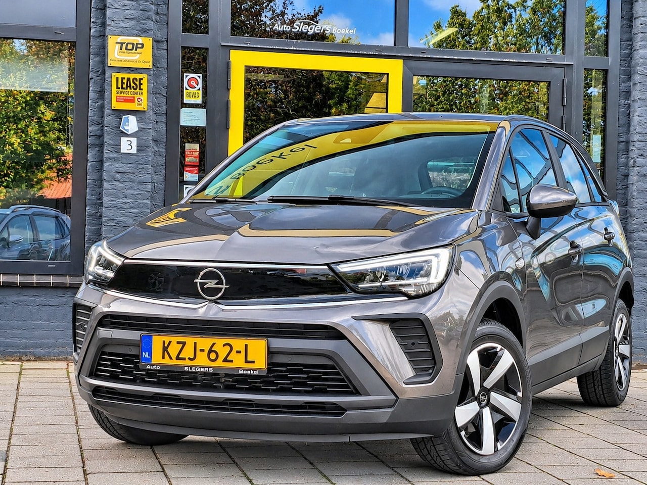 Opel Crossland - 1.2 Turbo Elegance 130PK | Stoelv + Stuurv | Camera + Sensoren | Carplay | Android | Clima - AutoWereld.nl