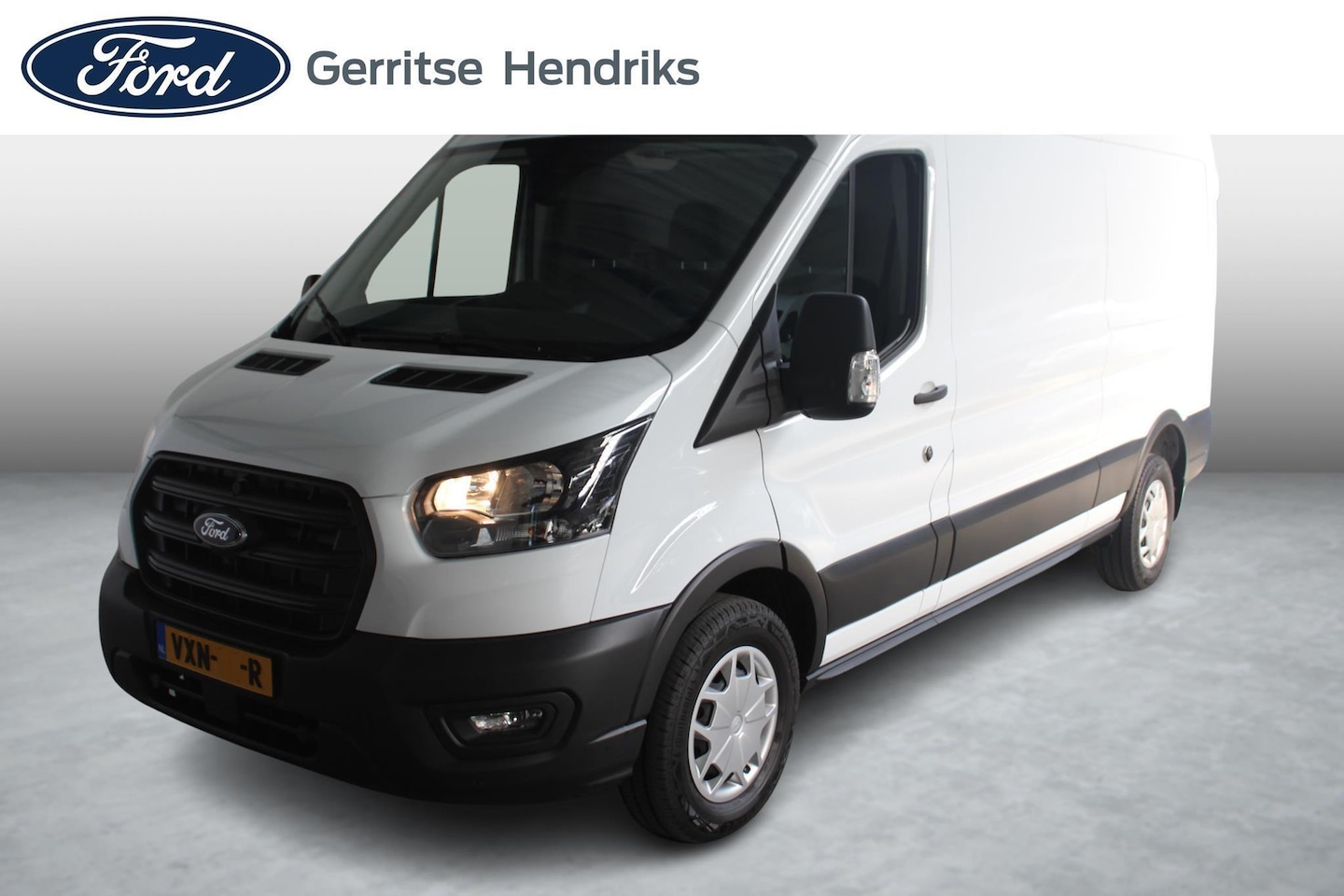 Ford Transit - 350 2.0 TDCI L3H2 Trend 130PK | DIRECT LEVERBAAR | Trekhaak | - AutoWereld.nl