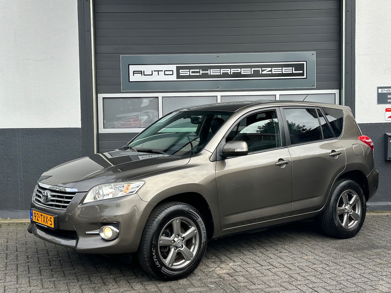 Toyota RAV4 - 2.0 VVTi X-Style | LEER | CAMERA | CC | AIRCO | NL AUTO - AutoWereld.nl