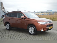 Mitsubishi Outlander - 2.2 DI-D Intense bj13 ecc Cruise trekhaak