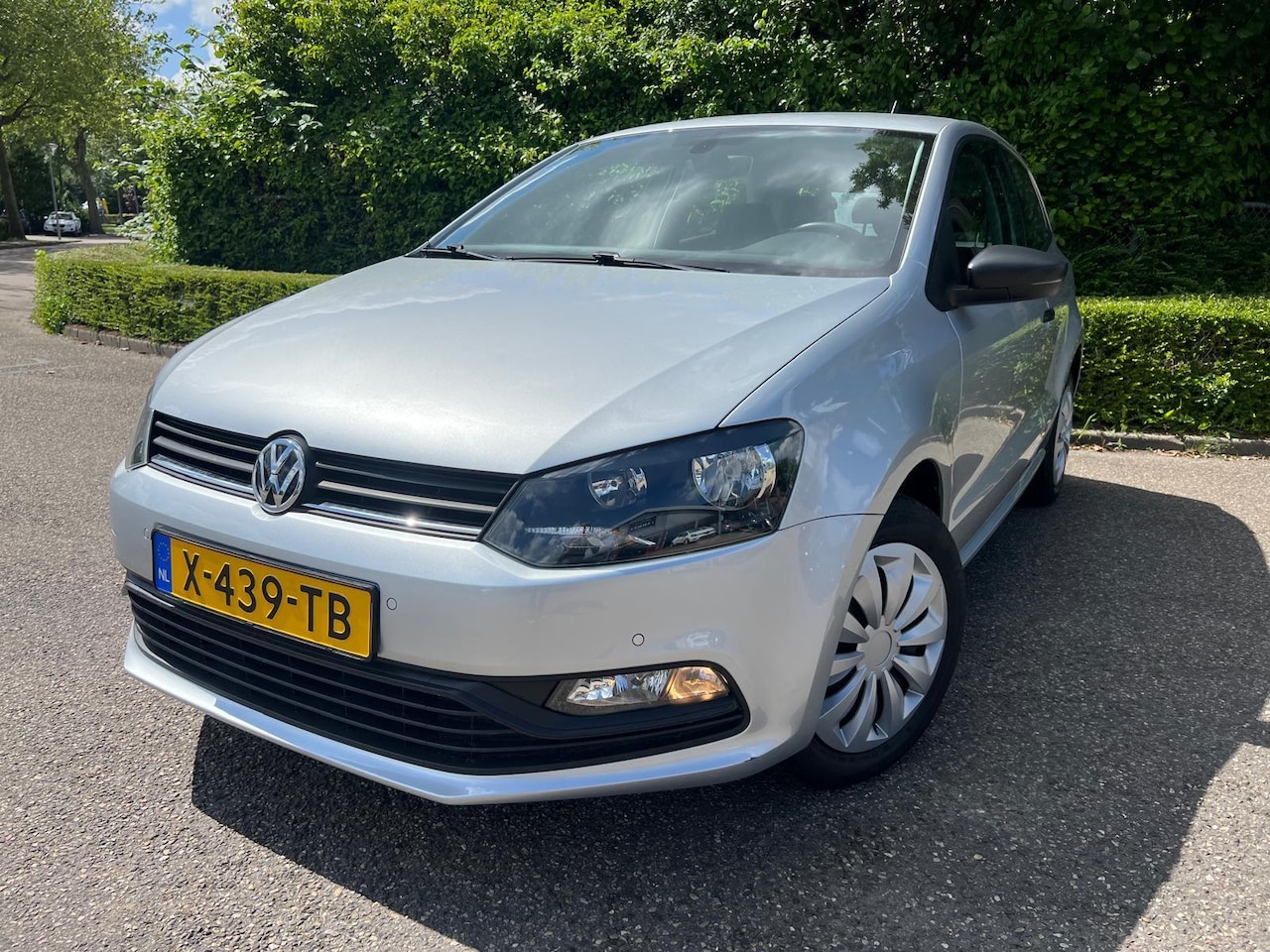 Volkswagen Polo - 1.0 Navigatie / Airco / Cruise control / Parkeersensor V+A - AutoWereld.nl