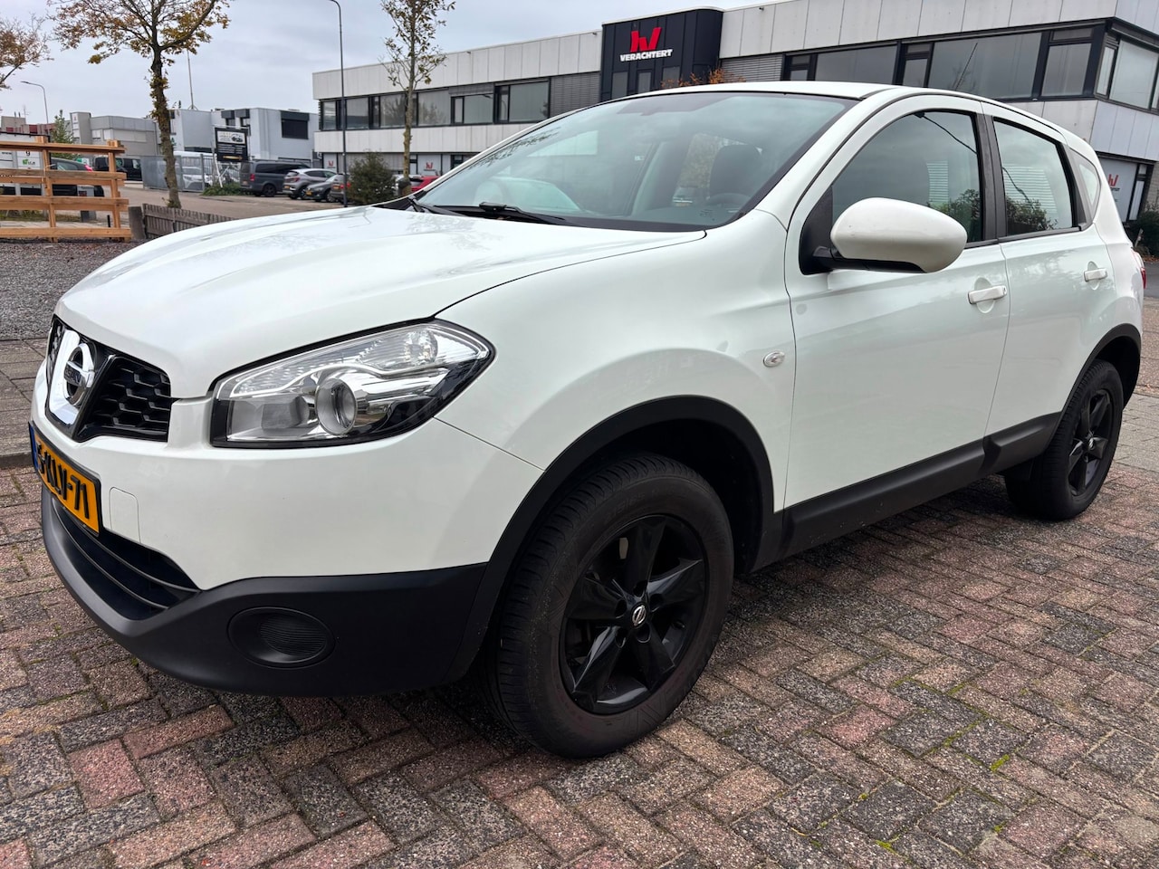 Nissan Qashqai - 1.6 Visia bouwjaar 2012 - AutoWereld.nl