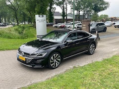 Volkswagen Arteon - 1.5 TSI Business R Panoramadak/Led