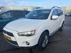 Mitsubishi Outlander - 2.2 DI-D Clear Tech Intro Edition Inruil Mogelijk