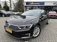 Volkswagen Passat - 1.4 TSI GTE 218PK Connected Series Navi|LED|DAB|CarPlay|Trekhaak