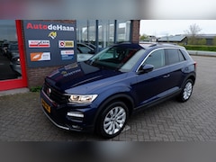 Volkswagen T-Roc - 1.5 TSI DSG Style ACC/Navi/Clima/PDC/All-season/All-in prijs