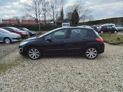 Peugeot 308 - 1.6 THP Allure leerbekl navi airco/ paneramadak zeer lux, s