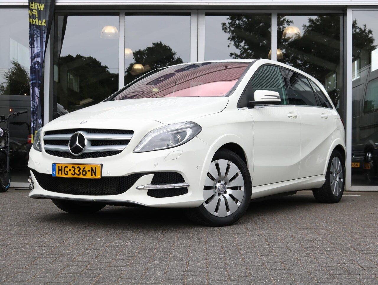 Mercedes-Benz B-klasse - 250 e Lease Edition 28 kWh - AutoWereld.nl