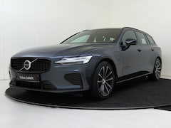 Volvo V60 - T6 AWD Plus Dark | Trekhaak | Harman/Kardon | Dodehoekdetectie |