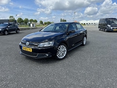 Volkswagen Jetta - 1.4 TSI Hybrid Highline Turbo defect