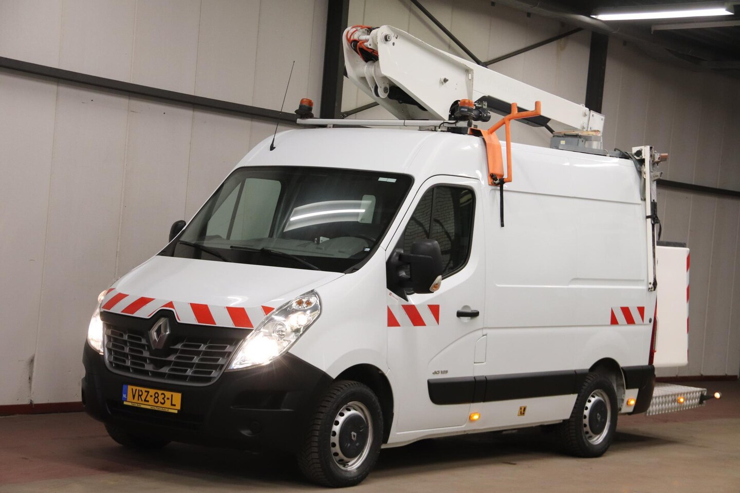 Renault Master - 2.3 dCi HOOGWERKER HUBARBEITSBÜHNE NACELLE TIME - AutoWereld.nl