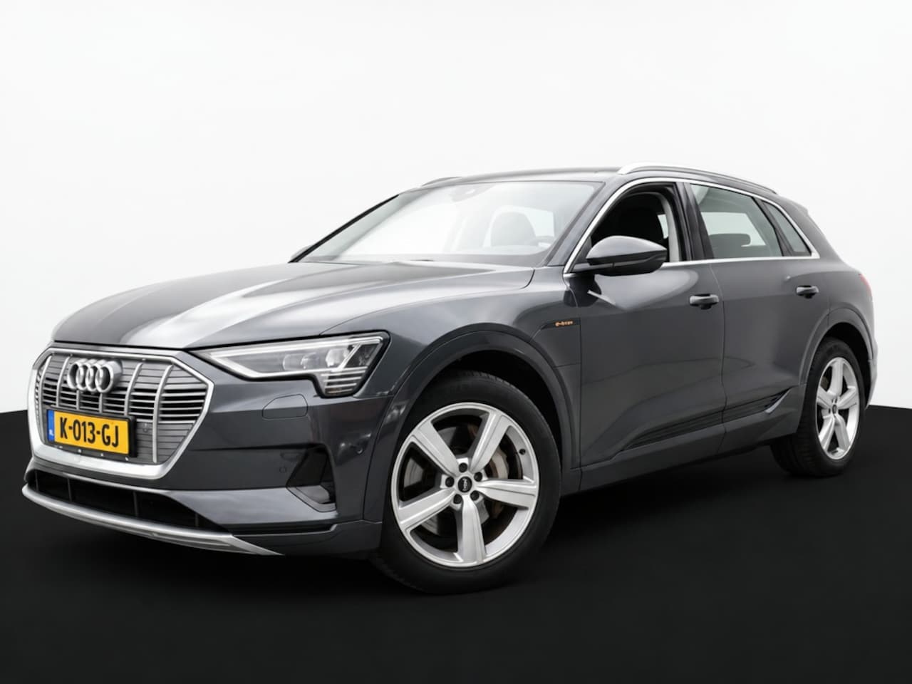 Audi e-tron - 50 QUATTRO BUSINESS EDITION 71 kWh CAMERA/MEMORY/LUCHTVERING/SOH94% - AutoWereld.nl