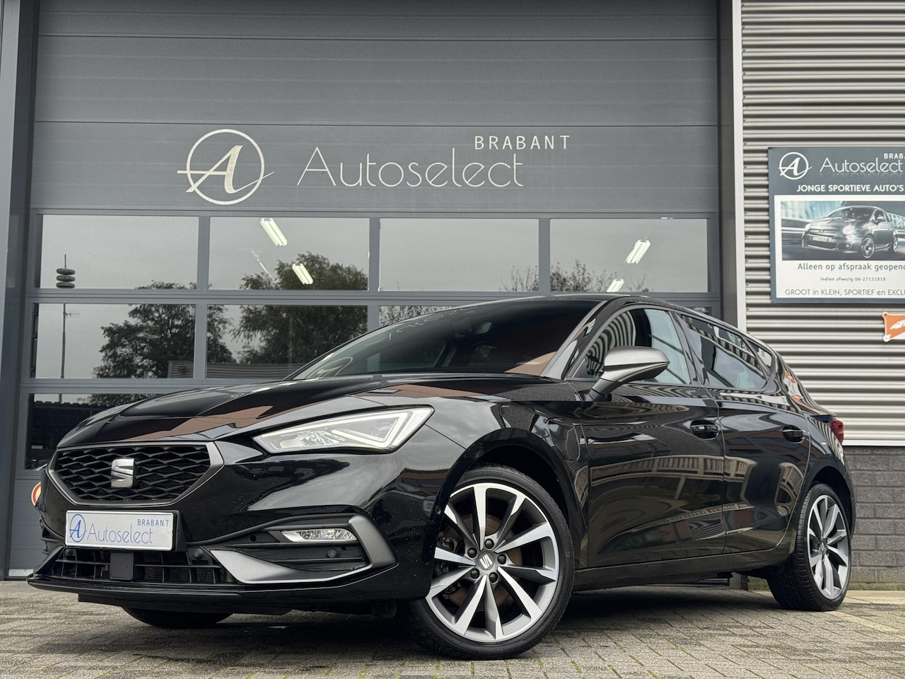 SEAT Leon - 1.4 TSI eHybrid PHEV FR Business Intense 1.4 TSI eHybrid PHEV FR Business Intense - AutoWereld.nl