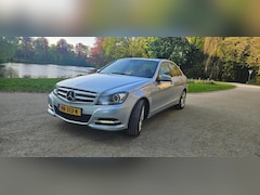 Mercedes-Benz C-klasse - 180 Avantgarde in absolute nieuwst. electr. schuif kantel dak, lm velgen, lederen stuurwie