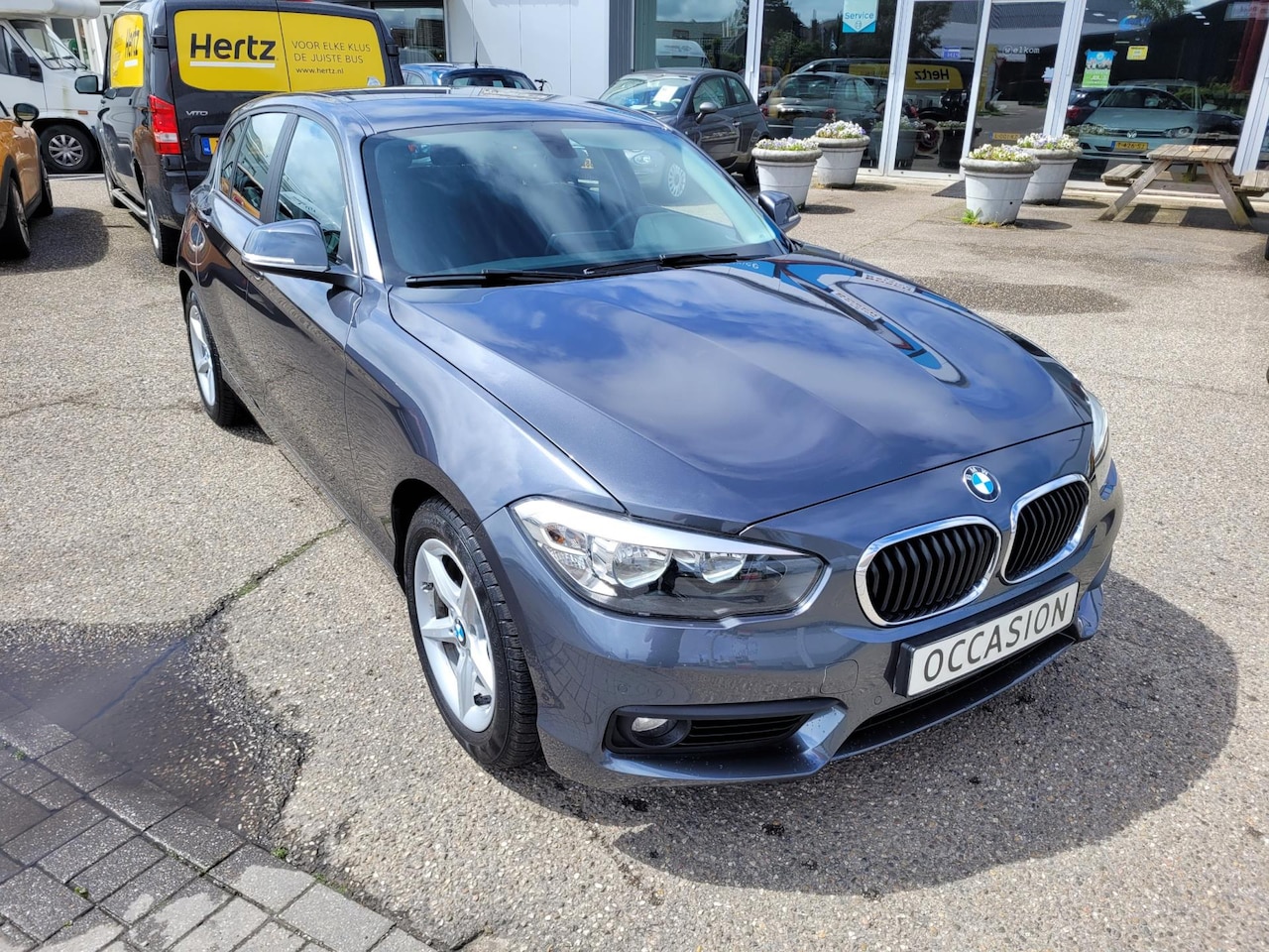 BMW 1-serie - 116i Executive Advantage . Navi Climate PDC LM velgen LED Stoelverwarming Cruise - AutoWereld.nl