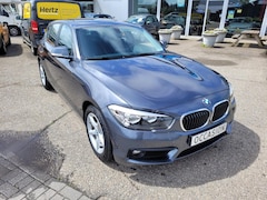 BMW 1-serie - 116i Executive Advantage . Navi Climate PDC LM velgen LED Stoelverwarming Cruise