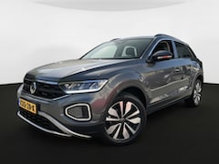 Volkswagen T-Roc - TSI 115PK LIFE GOAL EDITION NAVI/CARPLAY/PDC